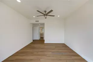 2001 Holcombe Blvd, Houston, TX 77030 - Photo 25