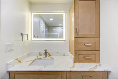 2001 Holcombe Boulevard #2203, Houston, TX 77030 - Photo 37