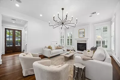 705 W 9th Street, Houston, TX 77007 - Photo 9