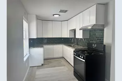 13929 Eagle Pass Street, Houston, TX 77015 - Photo 3