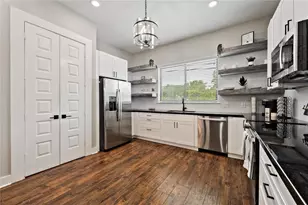 3034 Wayne St, Houston, TX 77026 - Photo 25