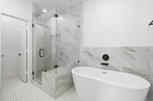 3034 Wayne St, Houston, TX 77026 - Photo 17