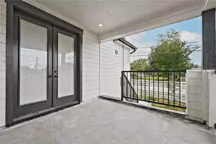 3034 Wayne St, Houston, TX 77026 - Photo 33