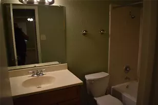 9700 Leawood Blvd, Houston, TX 77099 - Photo 11