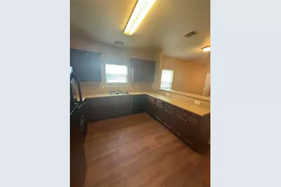 111 S Fulton Street, Texas City, TX 77591 - Photo 7