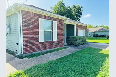 111 S Fulton Street, Texas City, TX 77591 - Photo 3