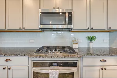 8023 Royal Palm Drive, Fulshear, TX 77441 - Photo 13