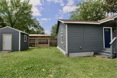 409 Robert Lee Road, Houston, TX 77009 - Photo 21