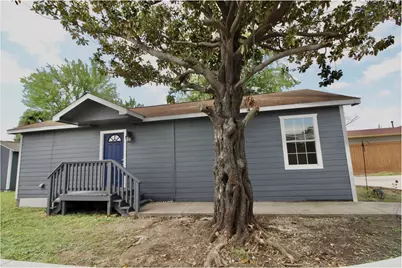 409 Robert Lee Road, Houston, TX 77009 - Photo 9