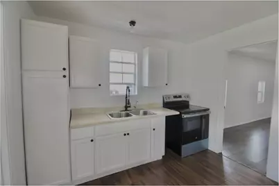 409 Robert Lee Road, Houston, TX 77009 - Photo 17