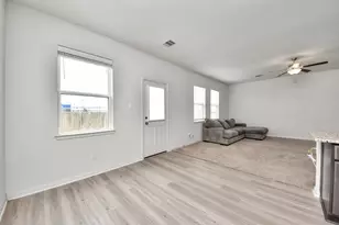 11658 El Rubi Dr, Houston, TX 77048 - Photo 13