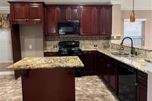 15930 Hidden Crest Dr, Houston, TX 77049 - Photo 5