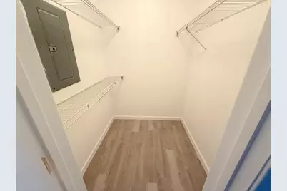 3085 Walnut Bend Lane #16, Houston, TX 77042 - Photo 7