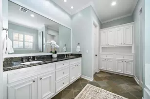 619 E 8th 1/2 St, Houston, TX 77007 - Photo 27