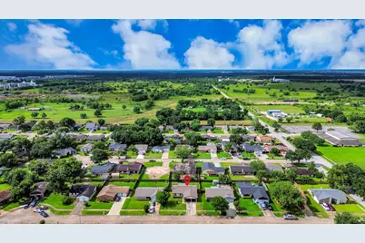 7023 Maczali Drive, Houston, TX 77489 - Photo 25