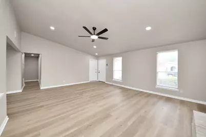 7023 Maczali Drive, Houston, TX 77489 - Photo 7