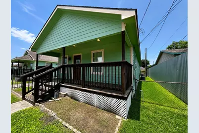 713 E 32nd Street, Houston, TX 77022 - Photo 1