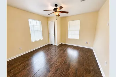 713 E 32nd Street, Houston, TX 77022 - Photo 11