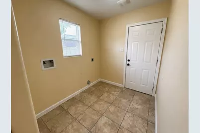 713 E 32nd Street, Houston, TX 77022 - Photo 5