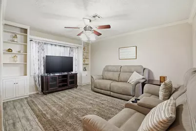 308 Moody Avenue, League City, TX 77573 - Photo 5