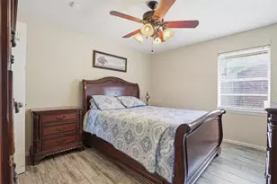 308 Moody Ave, League City, TX 77573 - Photo 15