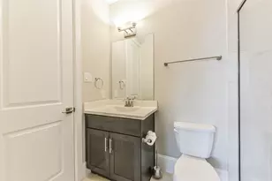 11002 Ayrshire Park Ln, Houston, TX 77043 - Photo 9