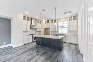 11002 Ayrshire Park Ln, Houston, TX 77043 - Photo 17