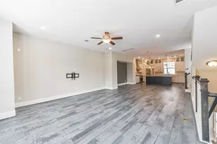 11002 Ayrshire Park Ln, Houston, TX 77043 - Photo 15