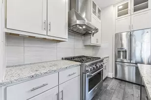 11002 Ayrshire Park Ln, Houston, TX 77043 - Photo 23