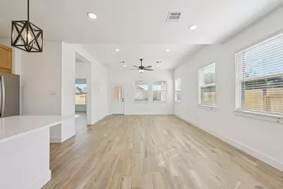 12818 Meadow Wind Way, Conroe, TX 77302 - Photo 11