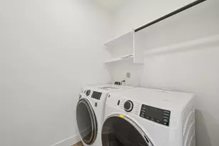 12818 Meadow Wind Wy, Conroe, TX 77302 - Photo 17