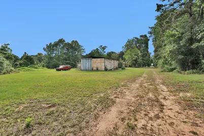 15635 Hwy 105 E Road, Conroe, TX 77306 - Photo 23