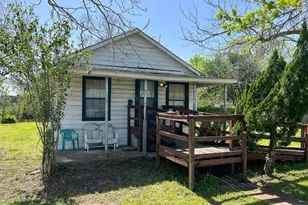103 Ave I, El Campo, TX 77437 - Photo 7