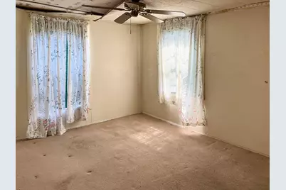 103 Avenue I, El Campo, TX 77437 - Photo 13