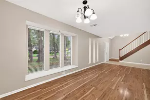 2182 Tree Ln, Houston, TX 77339 - Photo 7