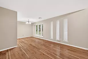 2182 Tree Ln, Houston, TX 77339 - Photo 9