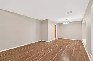 2182 Tree Ln, Houston, TX 77339 - Photo 7