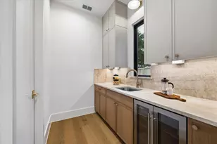 2250 Bartlett St, Houston, TX 77098 - Photo 7