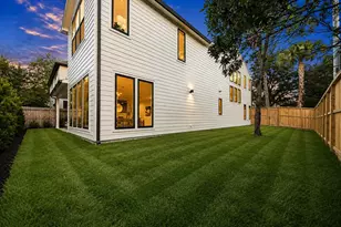 2250 Bartlett St, Houston, TX 77098 - Photo 27