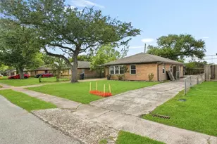 2409 Estate Dr, Deer Park, TX 77536 - Photo 29