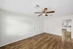 2409 Estate Dr, Deer Park, TX 77536 - Photo 3