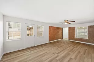 2409 Estate Dr, Deer Park, TX 77536 - Photo 19