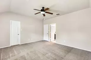 10331 Whisper Bluff Dr, Humble, TX 77396 - Photo 21
