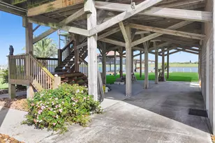 1301 N Monkhouse Dr, Crystal Beach, TX 77650 - Photo 45