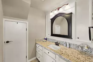 1301 N Monkhouse Dr, Crystal Beach, TX 77650 - Photo 33