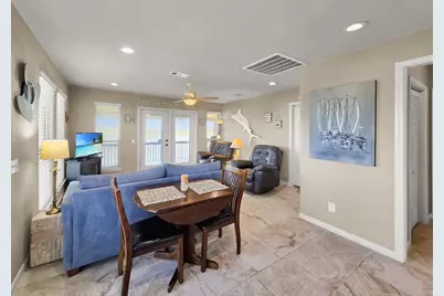 1301 N Monkhouse Drive, Crystal Beach, TX 77650 - Photo 15