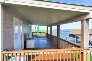 1301 N Monkhouse Dr, Crystal Beach, TX 77650 - Photo 43