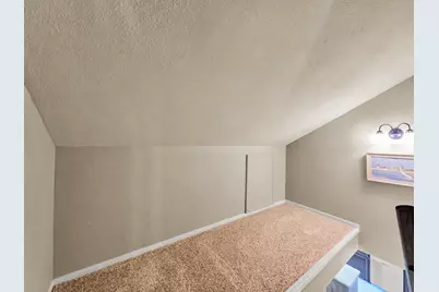 1301 N Monkhouse Drive, Crystal Beach, TX 77650 - Photo 23