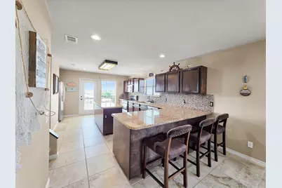 1301 N Monkhouse Drive, Crystal Beach, TX 77650 - Photo 17