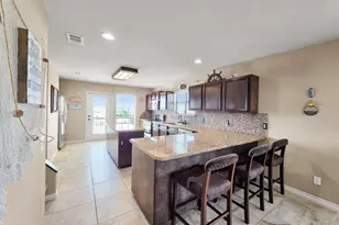 1301 N Monkhouse Dr, Crystal Beach, TX 77650 - Photo 17